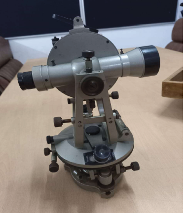 Theodolite